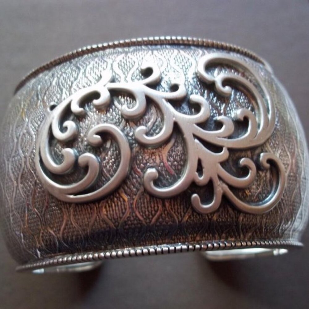B1866 Retired Silpada Sterling Silver Cuff Bracelet
